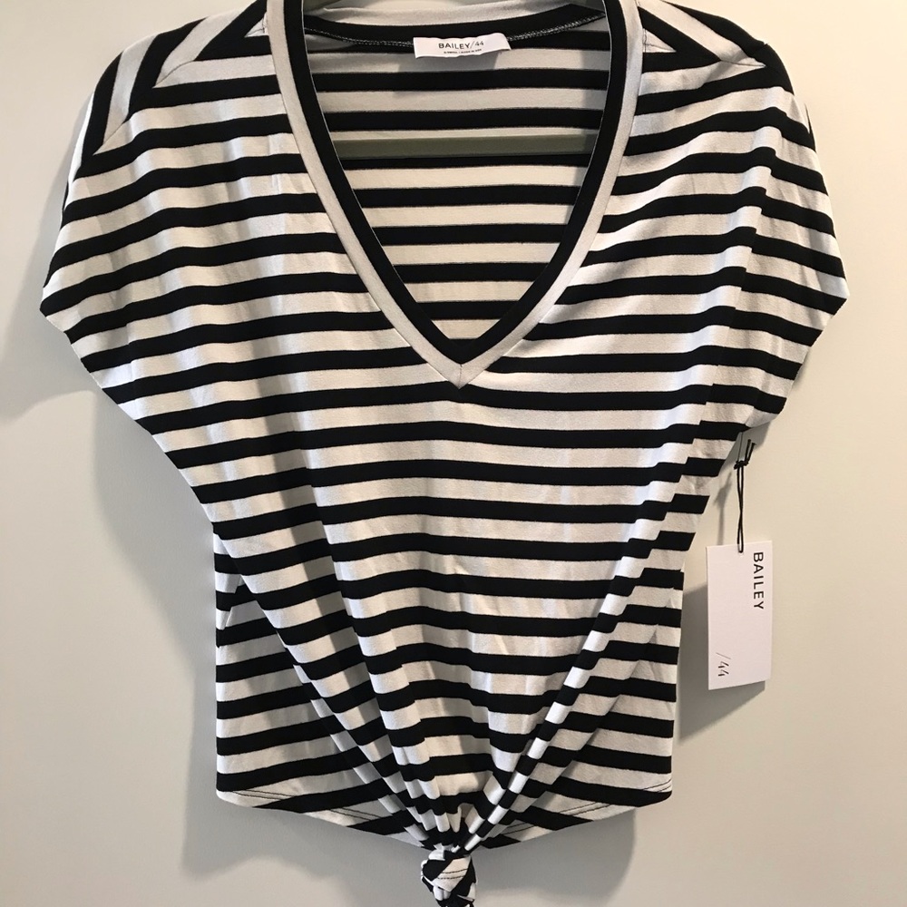 Bailey 44 Ocelot Top